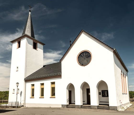 Evangelische Kirche auf dem Burggel&auml;nde, &copy; GesundLand Vulkaneifel/D. Ketz