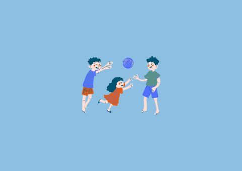 Drie kinderen spelen vrolijk met een bal op een blauwe achtergrond. Een van de kinderen springt en probeert de bal te vangen.