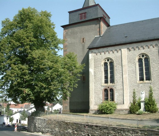 Parochiekerk in Laufeld, &copy; Tourist-Information Manderscheid