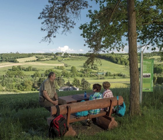 Hilgerather Kirche Weit, &copy; Natur und Geopark / Klaus-Peter Kappest