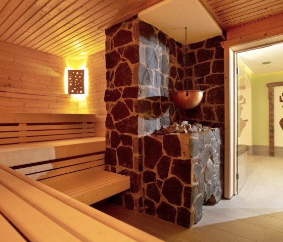 Hei&szlig;er Stein, &copy; Foto Nieder Daun