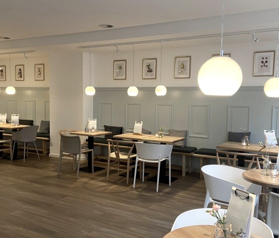 Zeit zum Verweilen mit Kaffee & Kuchen, &copy; Konditorei Thielen Caf&eacute; Patisserie