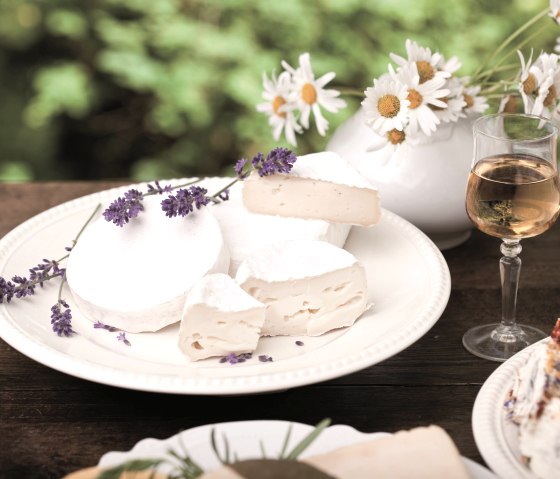 Vulkanhof Ziegenk&auml;se Eifelmilde, &copy; Andreas Goltz | phormat.de