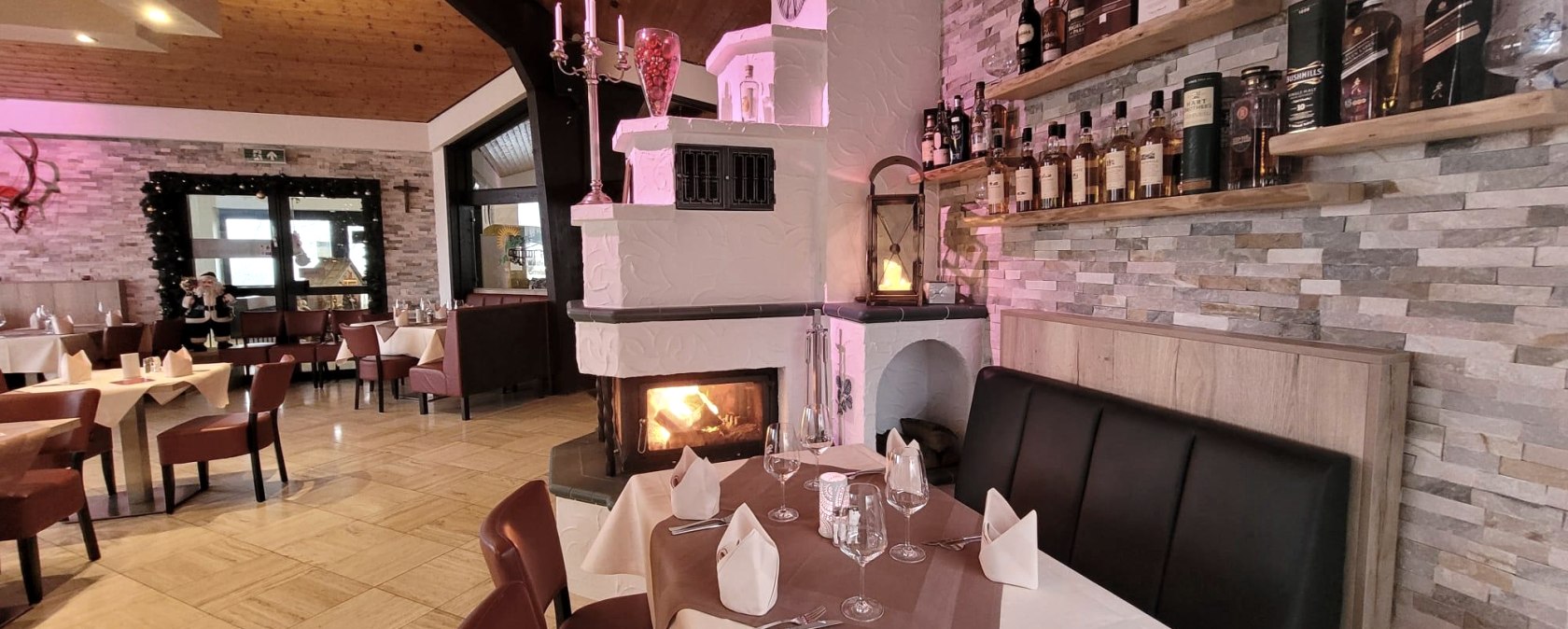 Hinterhausen Restaurant, &copy; Marilyne Strehlau, Waldferienpark Hinterhausen