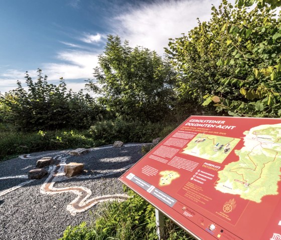Mußeplatz aan de Dietzenley, Keltisch pad, © Eifel Tourismus GmbH, D. Ketz