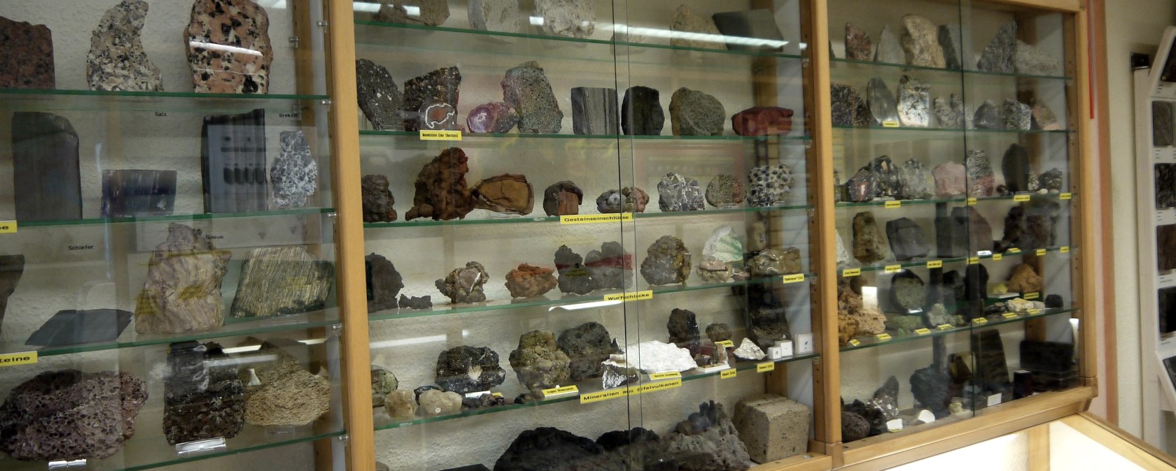 Steinkiste Ausstellungsvitrine, &copy; GesundLand Vulkaneifel/Hans-J&uuml;rgen Neuhaus