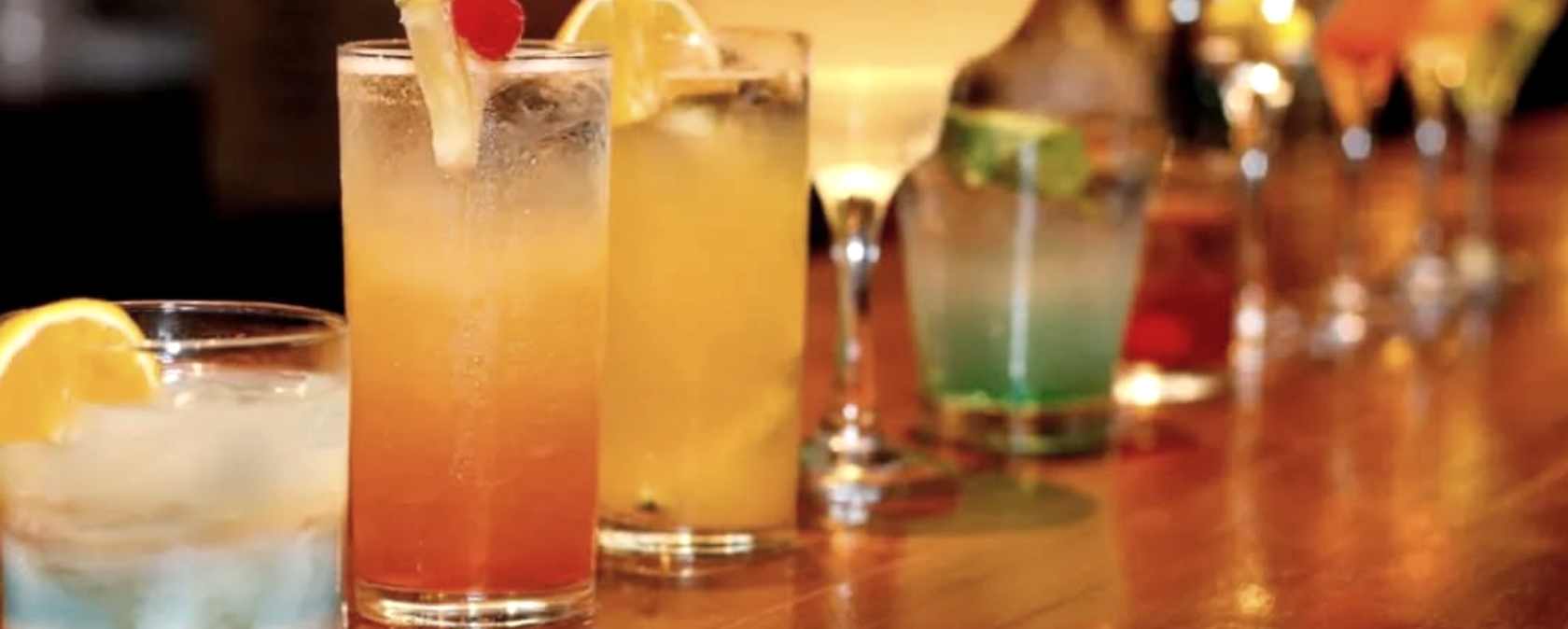 Cocktails in Hoschis Tijuana, &copy; Hoschis Tijuana