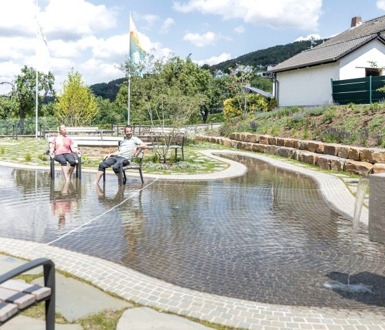 Entspannen im Wassergarten, © Eifel Tourismus GmbH, A-Röser-shapefruit AG