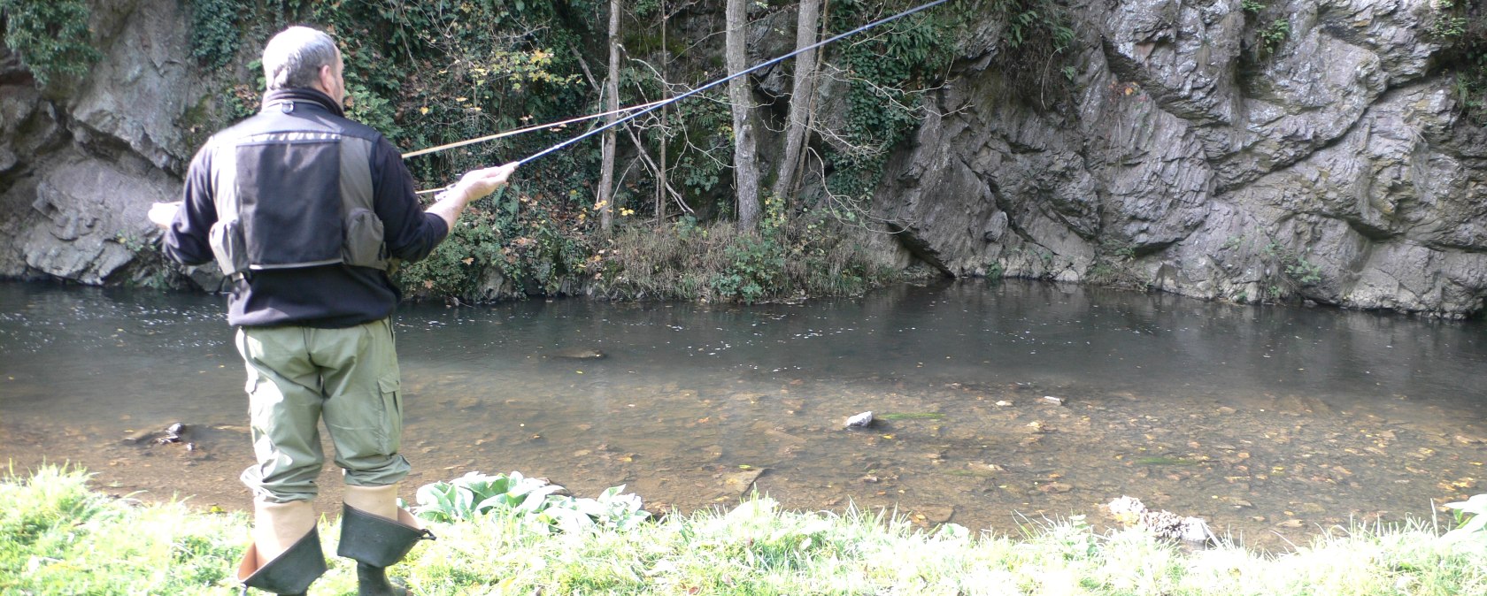 Fliegenfischen an der Lieser, &copy; Willi Schmitt